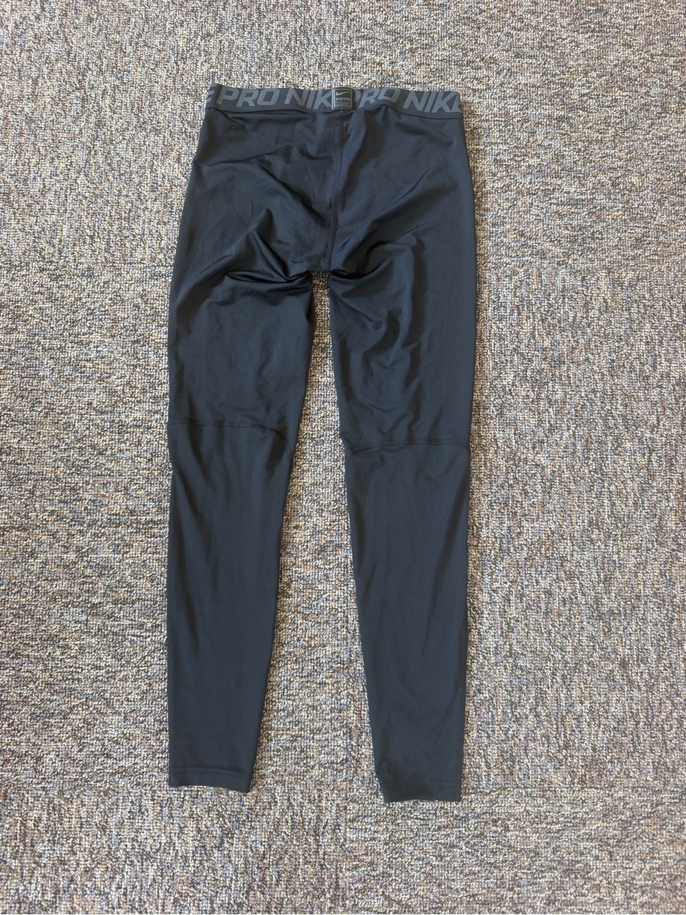Nike Pro Men’s Compression Tights 3/4 Length Size Medium with White Swoosh - Picture 7 of 8